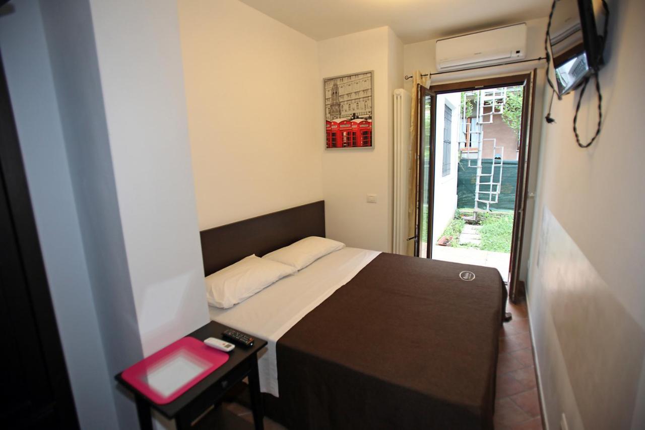 צ'יביטאנובה מארקה Orchidea Rooms & Suites מראה חיצוני תמונה