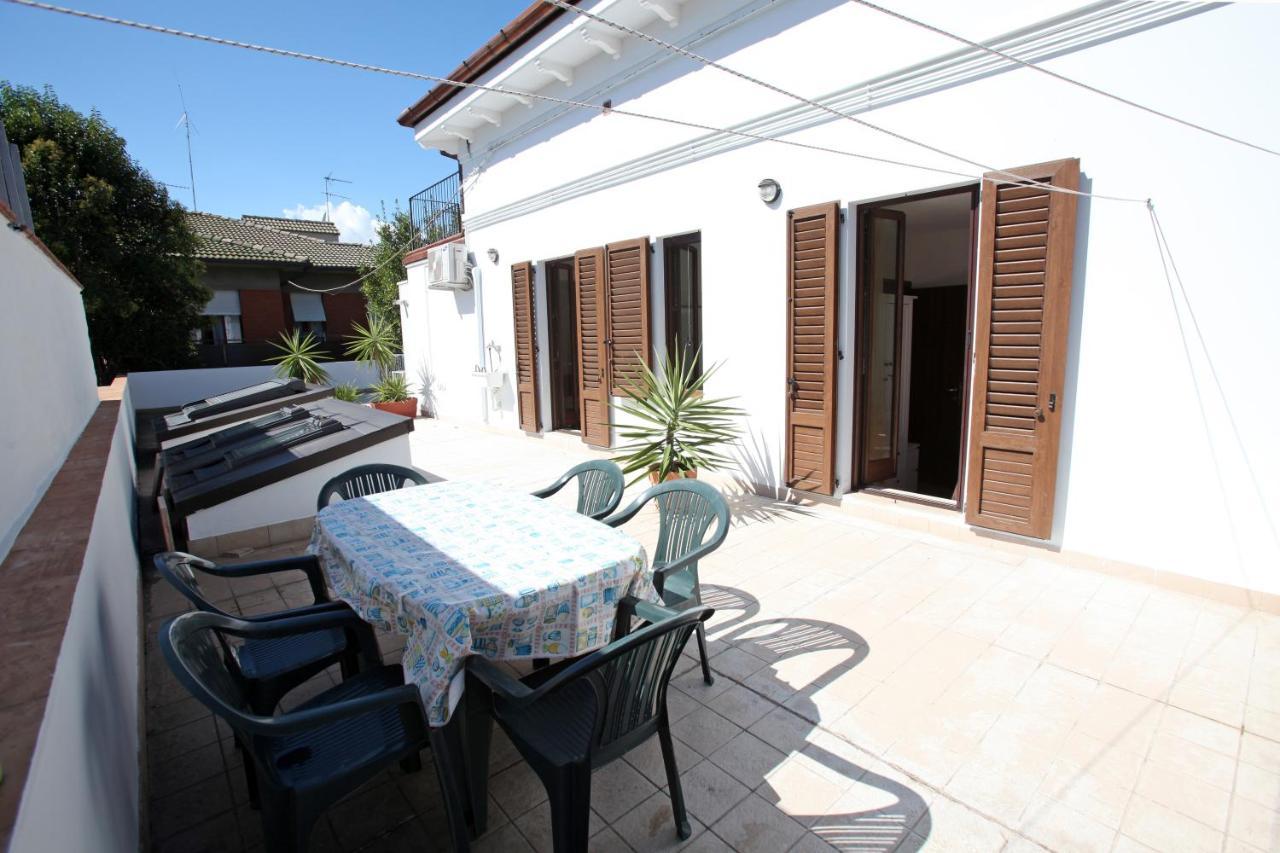 צ'יביטאנובה מארקה Orchidea Rooms & Suites מראה חיצוני תמונה