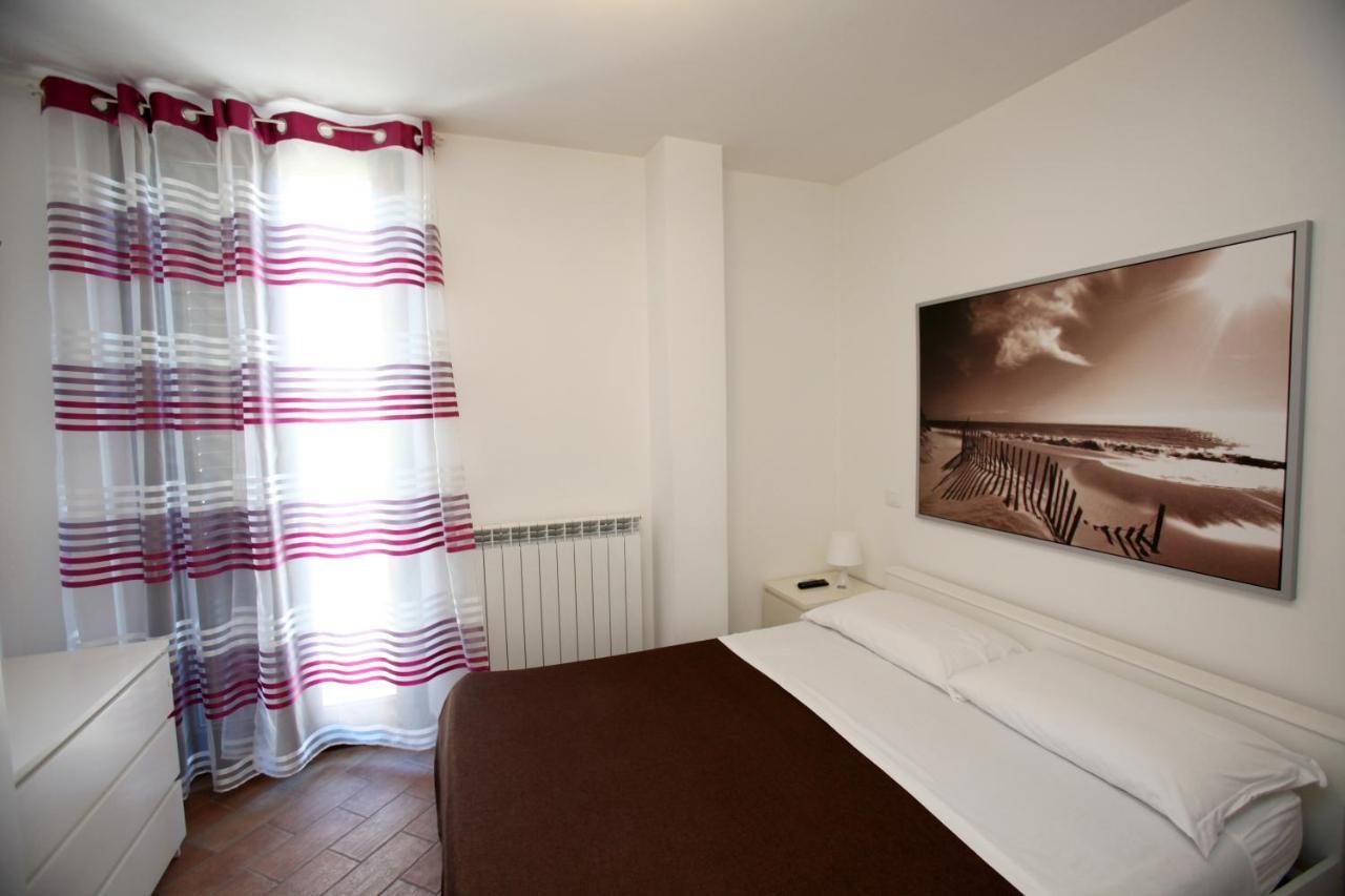 צ'יביטאנובה מארקה Orchidea Rooms & Suites מראה חיצוני תמונה