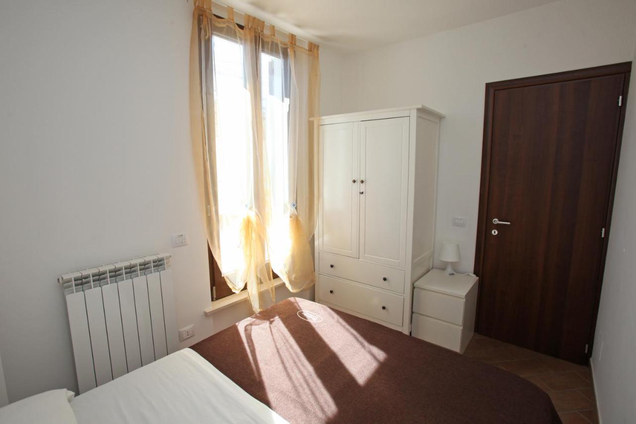 צ'יביטאנובה מארקה Orchidea Rooms & Suites מראה חיצוני תמונה