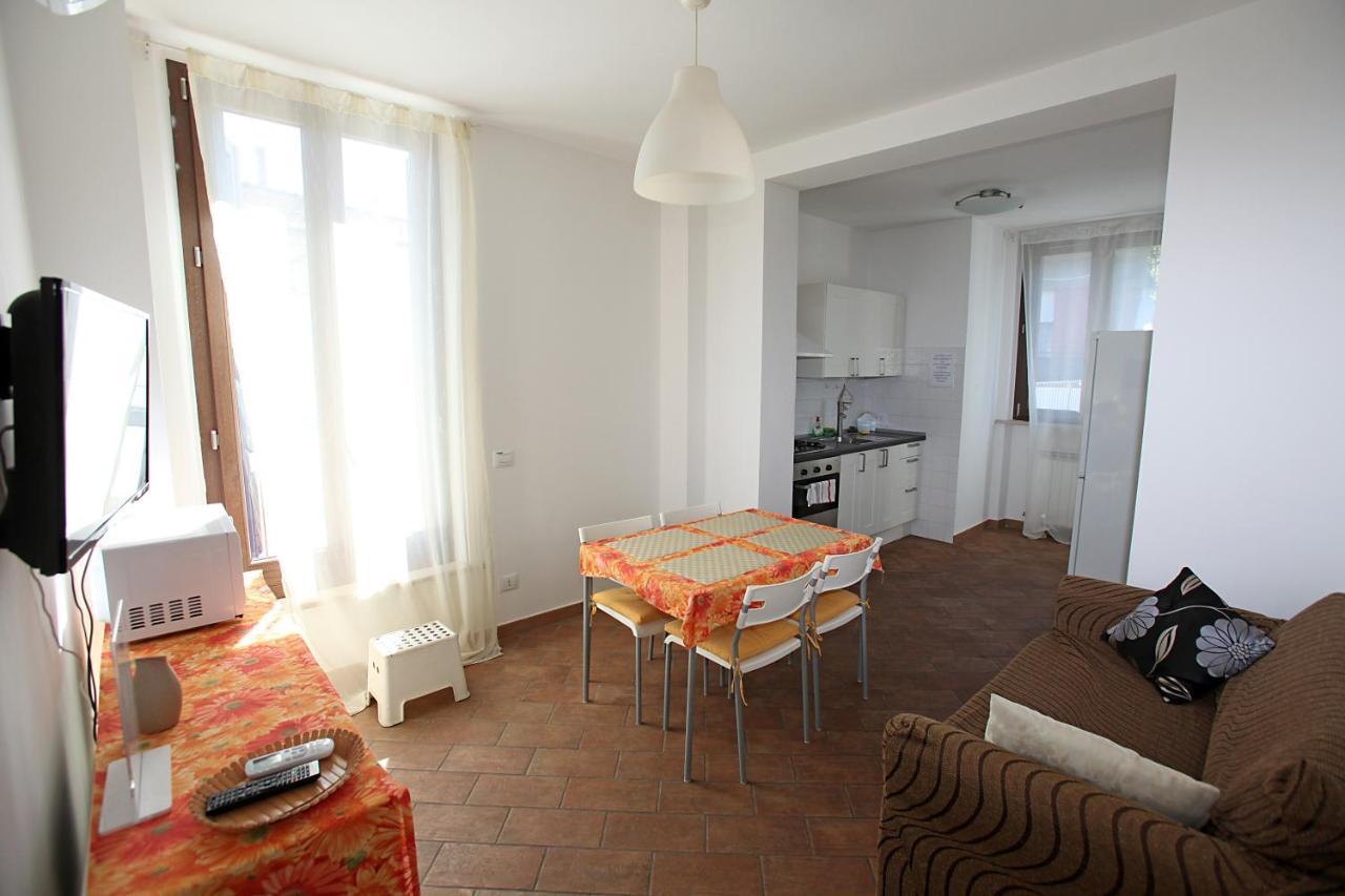 צ'יביטאנובה מארקה Orchidea Rooms & Suites מראה חיצוני תמונה