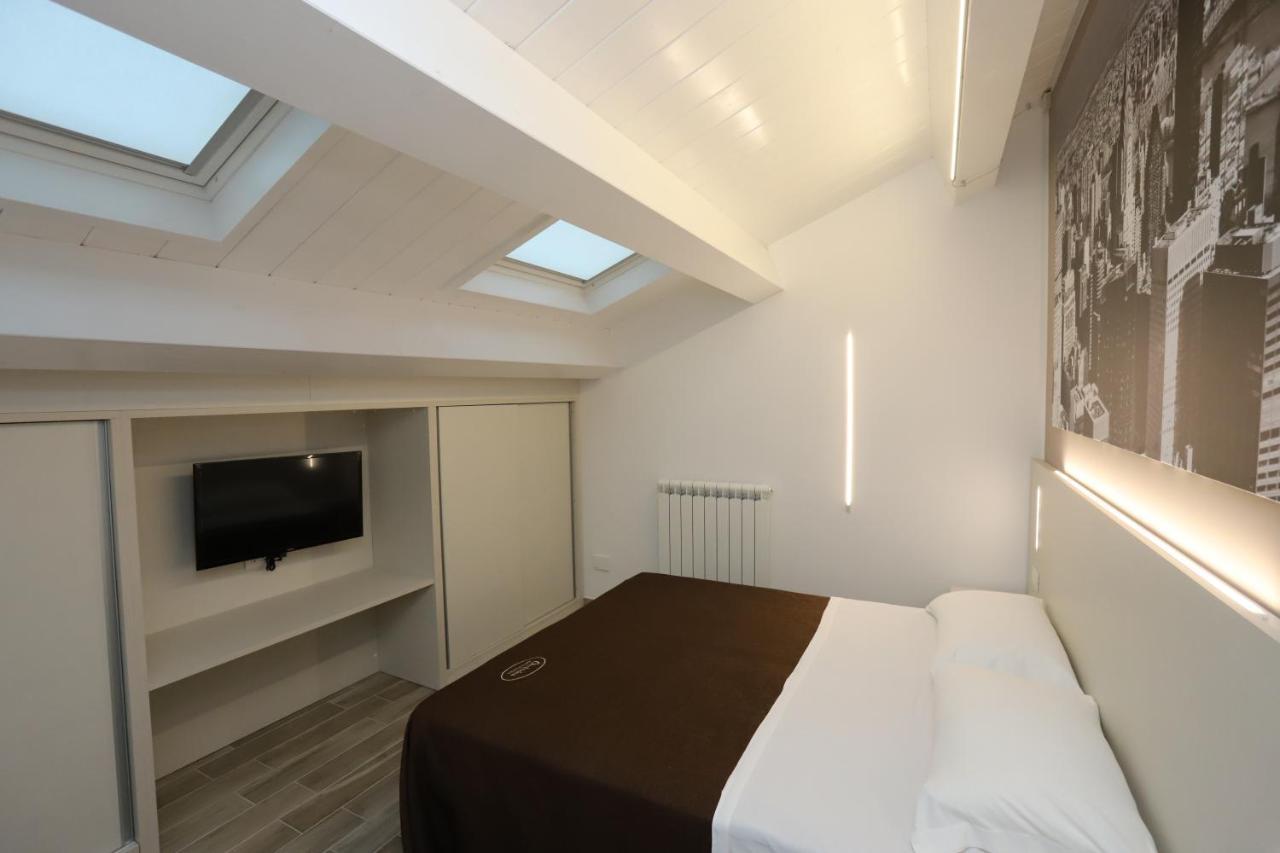 צ'יביטאנובה מארקה Orchidea Rooms & Suites מראה חיצוני תמונה